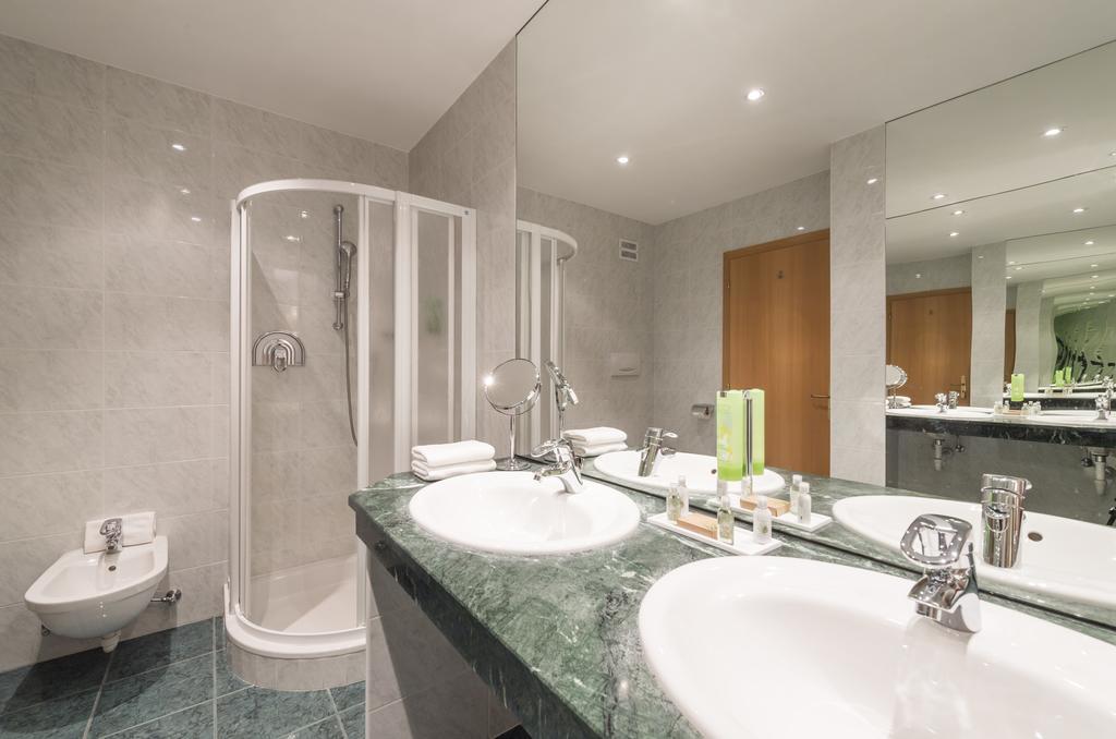 Baumgartner'S Blumenhotel Scena Esterno foto